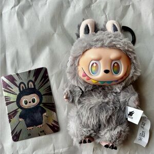 Labubu BIE SECRET ID Plush Keychain. Rare secret grey labubu Big Into Energy